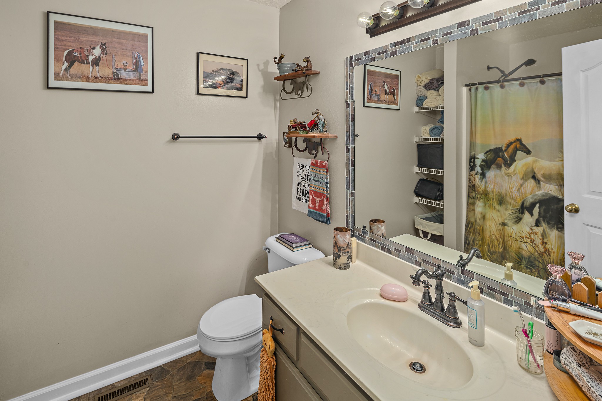 1311 Anderton Road Bell Buckle, TN 37020 - Photo 21 of 32 Gallery Image 21