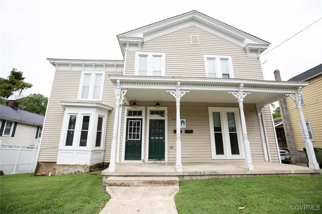 $265,500 | 410 East 2nd Street, Farmville, VA 23901
