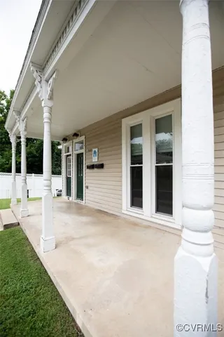 $265,500 | 410 East 2nd Street, Farmville, VA 23901