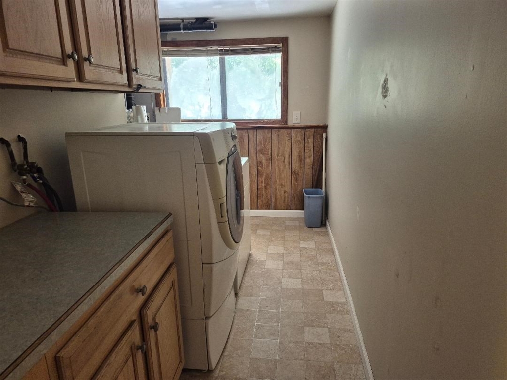 511 Michael Sears Road Belchertown, MA 01007 - Photo 12 of 35 Gallery Image 12