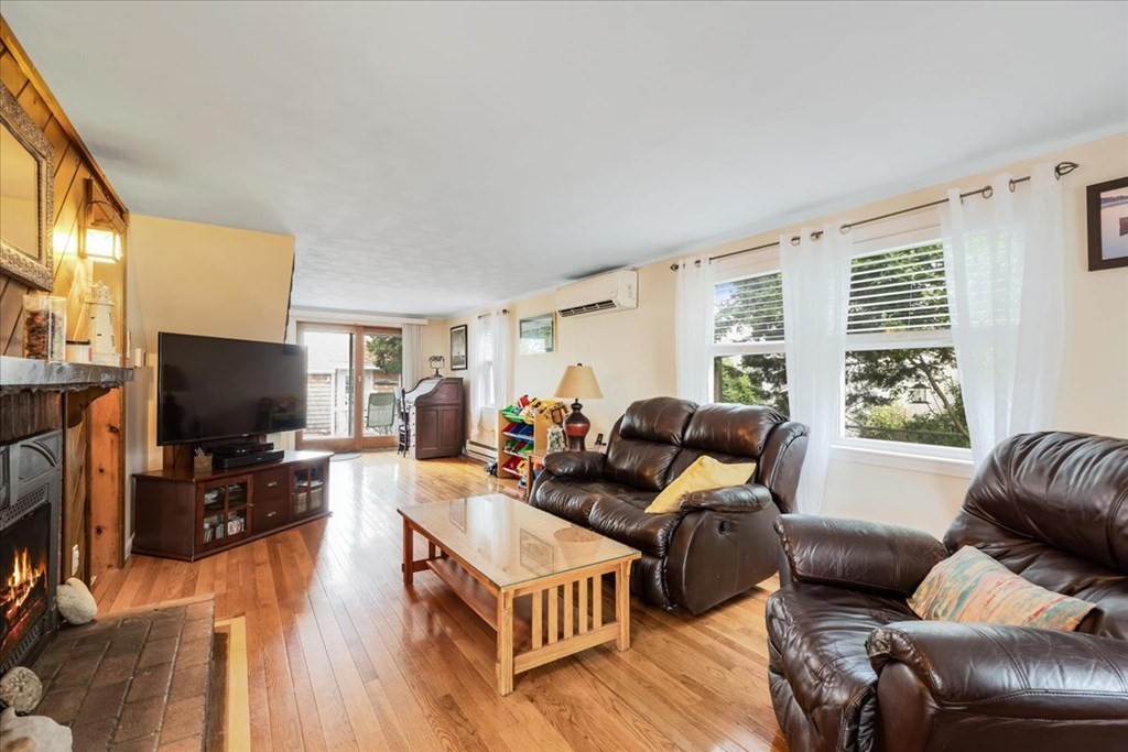 24 Pine Point Road Duxbury, MA 02332 - Photo 12 of 40 Gallery Image 12