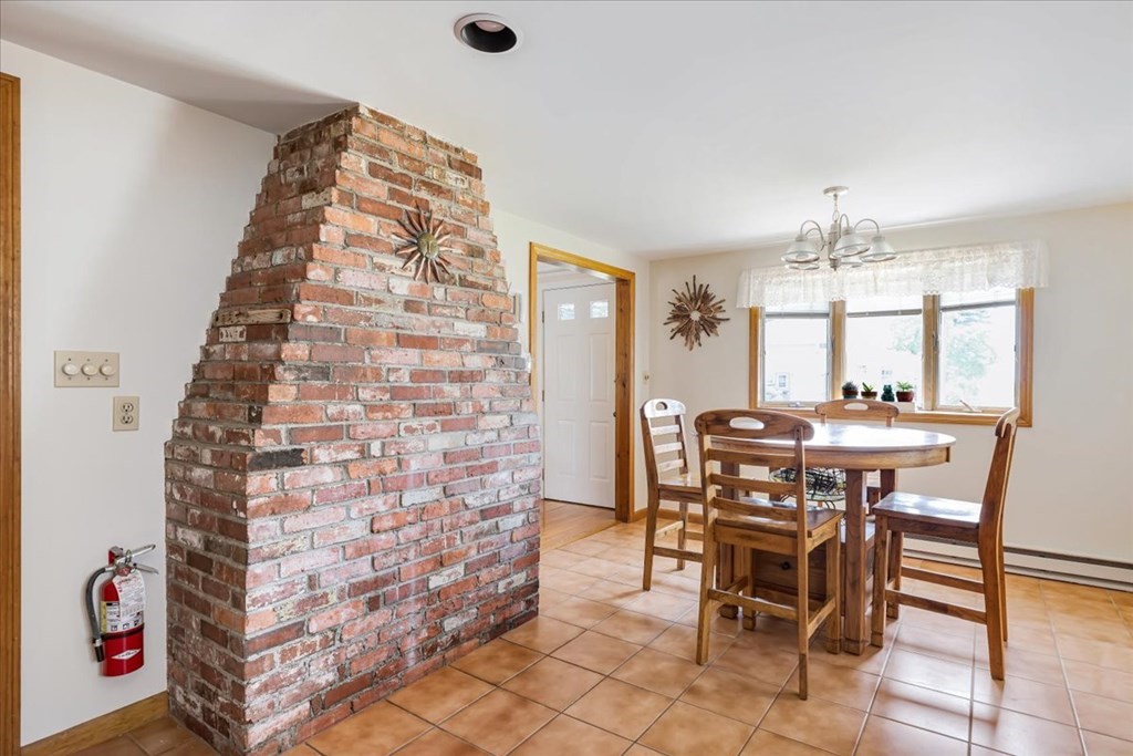 24 Pine Point Road Duxbury, MA 02332 - Photo 9 of 40 Gallery Image 9