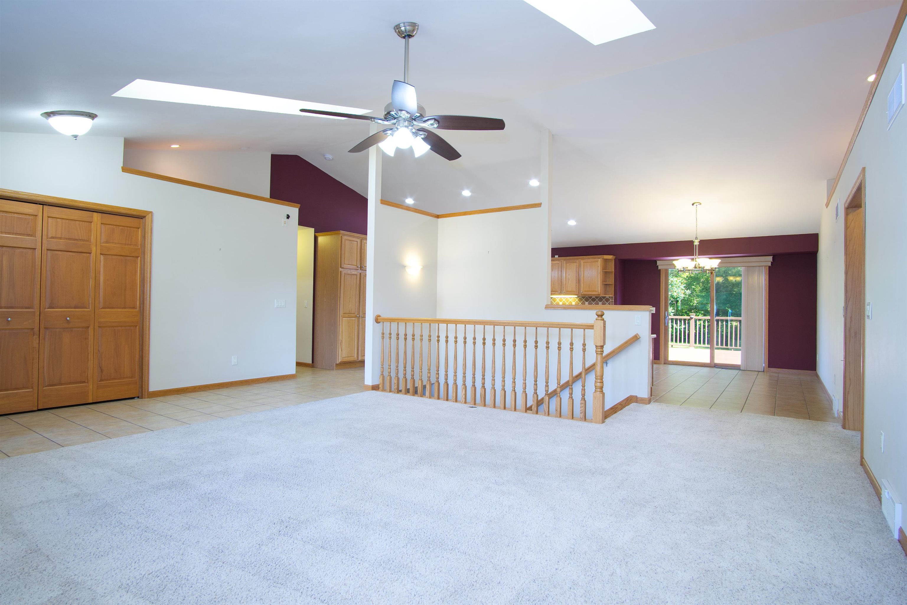 3096 Castleton Crossing Sun Prairie, WI 53590 - Photo 4 of 86 Gallery Image 4