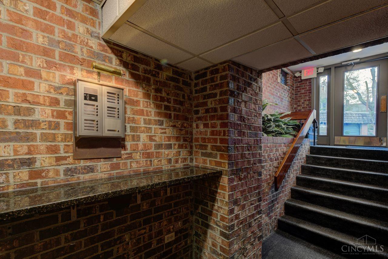 2136 Madison Road, Unit C Cincinnati, OH 45208 - Photo 33 of 33 Gallery Image 33