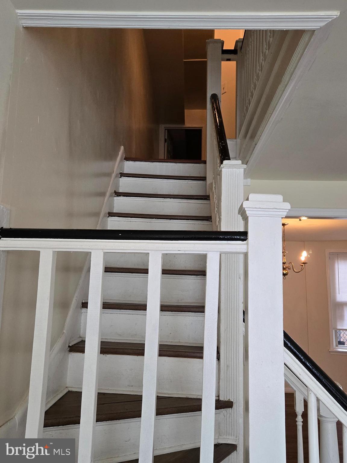 1210 Whitelock Street Baltimore, MD 21217 - Photo 13 of 33 a view of entryway