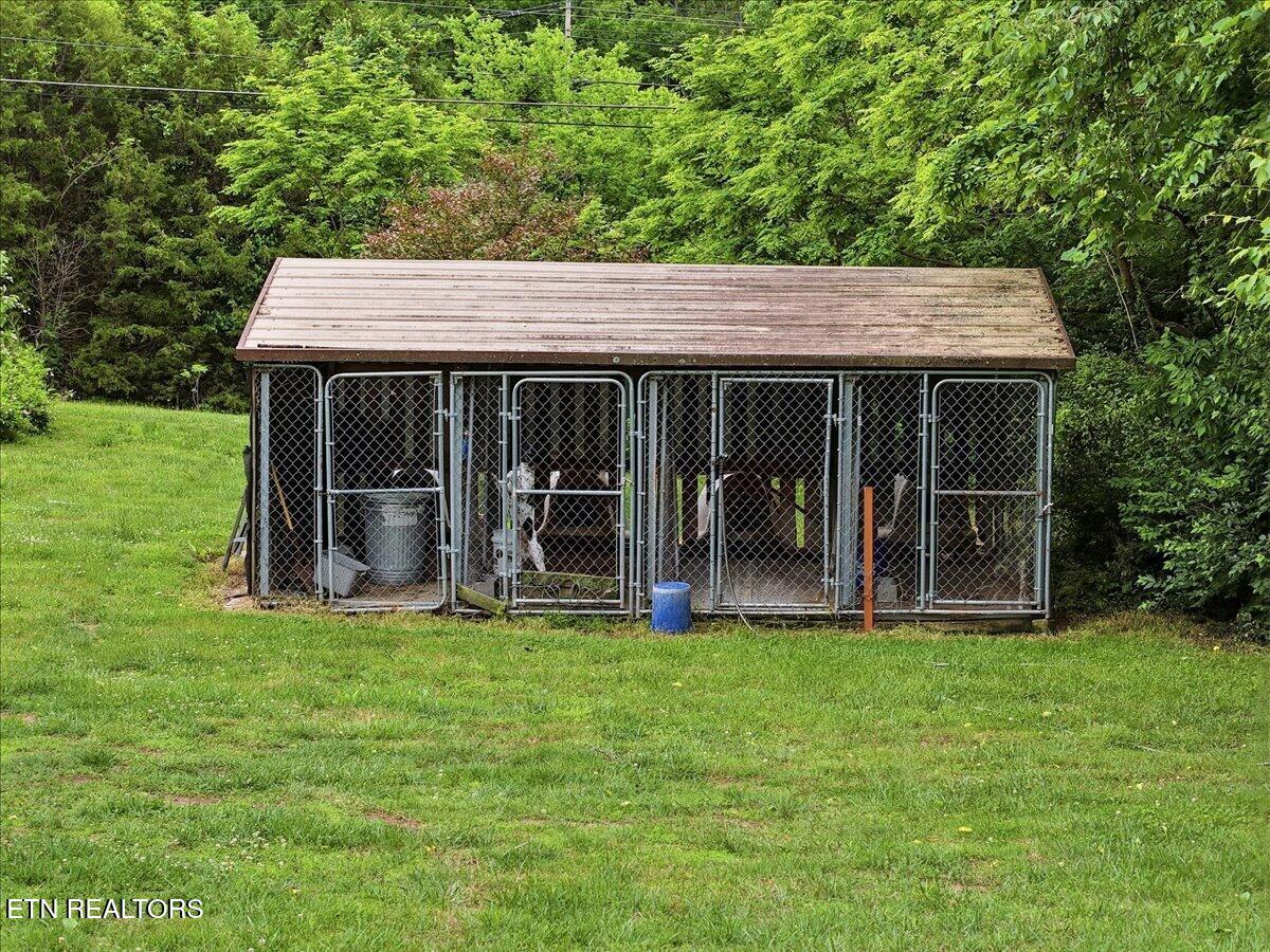 150 Tom Franklin Road Jefferson City, TN 37760 - Photo 34 of 37 18-150_Tom_Franklin_Rd_011