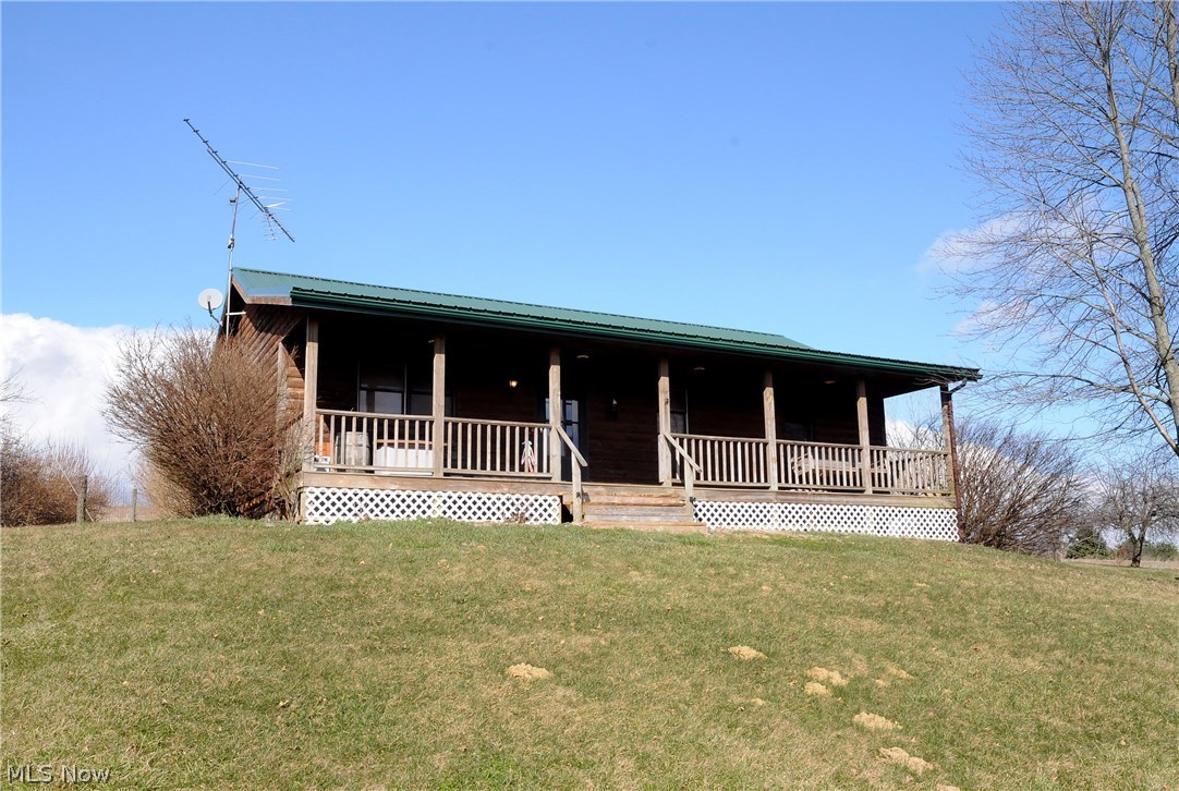 1350 Sand Ridge Road Zanesville, OH 43701 - Photo 1 of 9