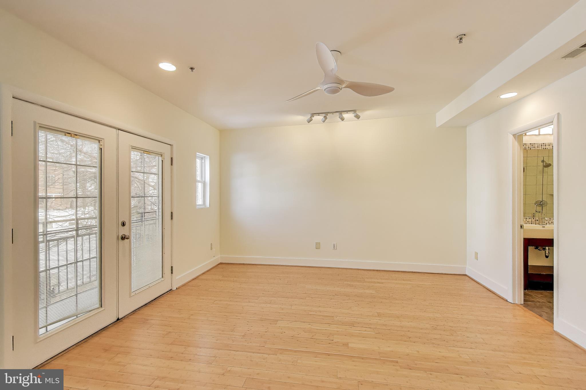 1129 Columbia Road Northwest, Unit 3 Washington, DC 20009 - Photo 11 of 26