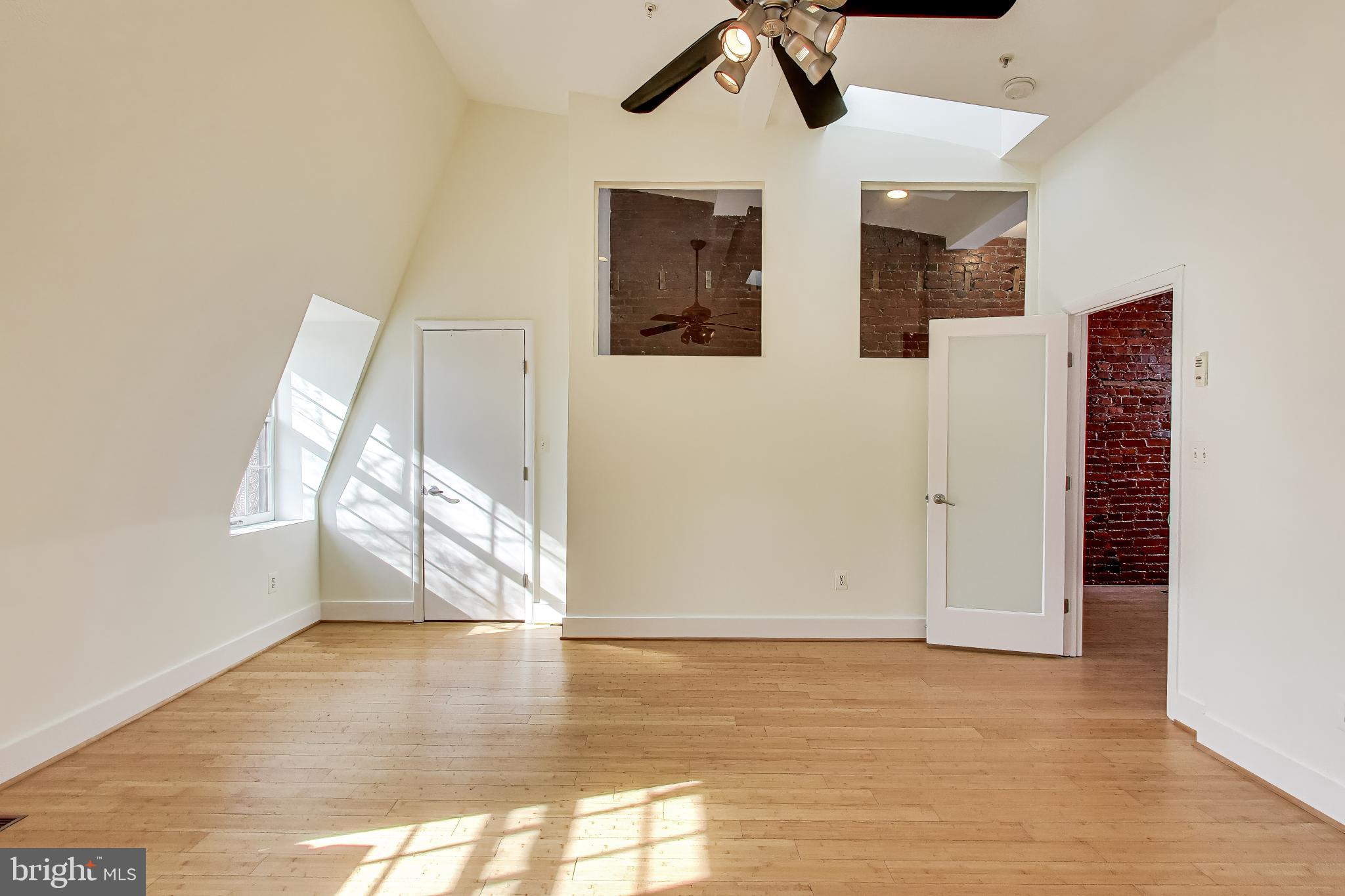 1129 Columbia Road Northwest, Unit 3 Washington, DC 20009 - Photo 23 of 26