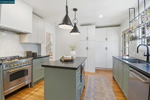 $899,000 | 1056 El Centro Avenue, Oakland, CA 94602
