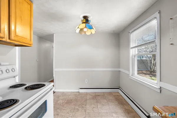$259,000 | 17 Dune Road, Enfield, CT 06082