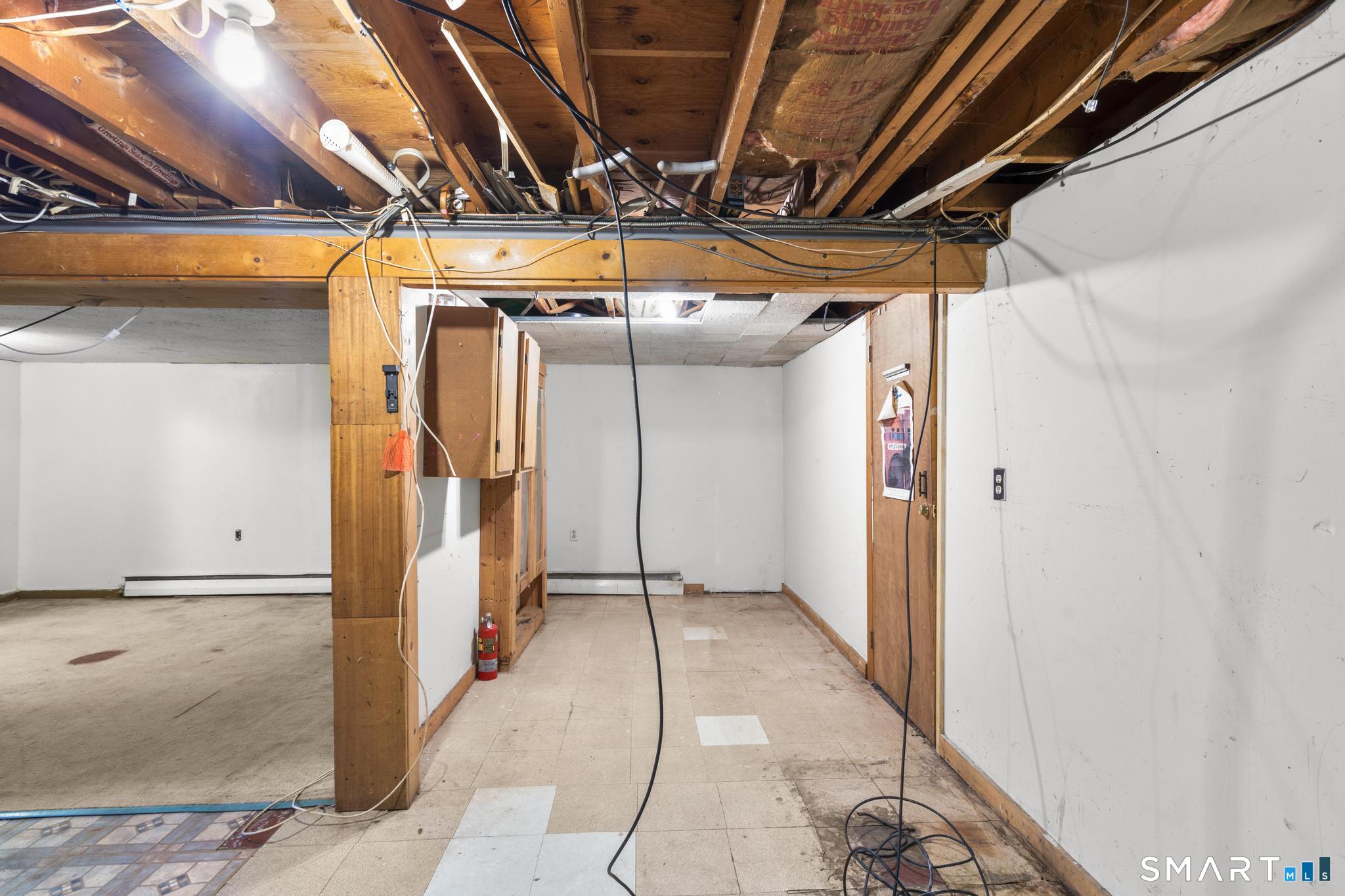 17 Dune Road Enfield, CT 06082 - Photo 21 of 28