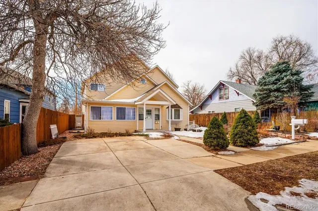 $2,600 | 104 East Chester Street, Unit B, Lafayette, CO 80026