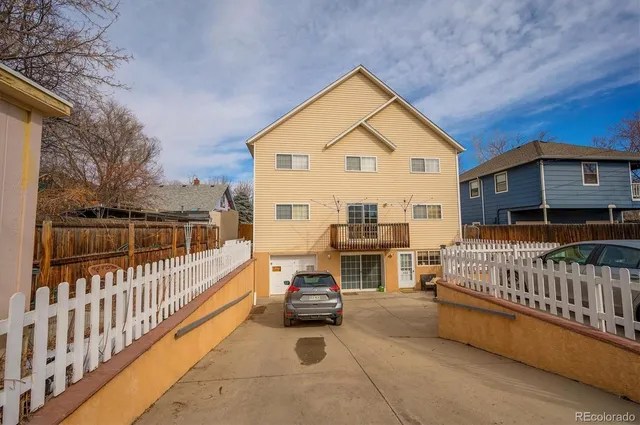 $2,600 | 104 East Chester Street, Unit B, Lafayette, CO 80026