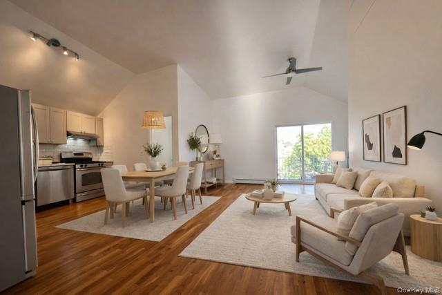 1305 Balcom Avenue Bronx, NY 10461 - Photo 3 of 32 VS open dining area
