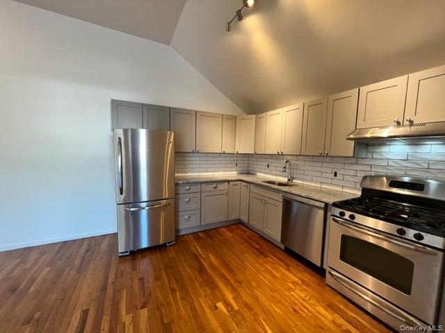 1305 Balcom Avenue Bronx, NY 10461 - Photo 7 of 32
