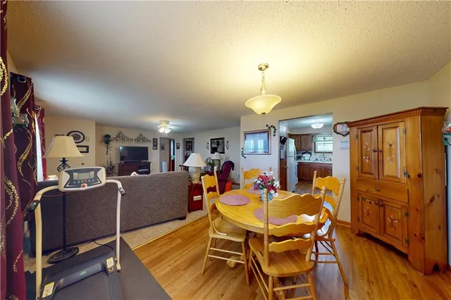 $174,900 | 18955 East 54th Highway, Nevada, MO 64772