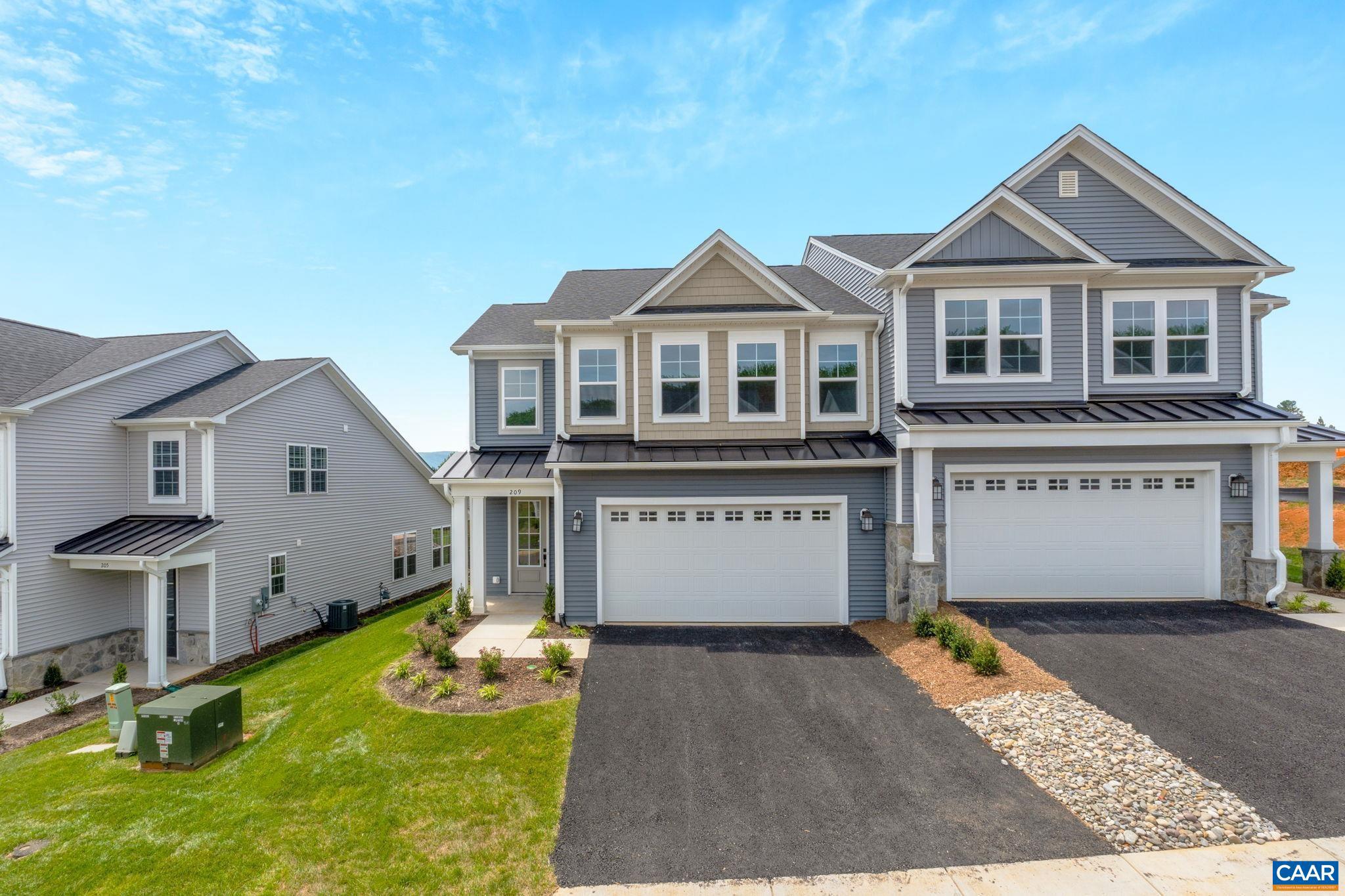 132 Springdale Road Waynesboro, VA 22980 - Photo 2 of 37