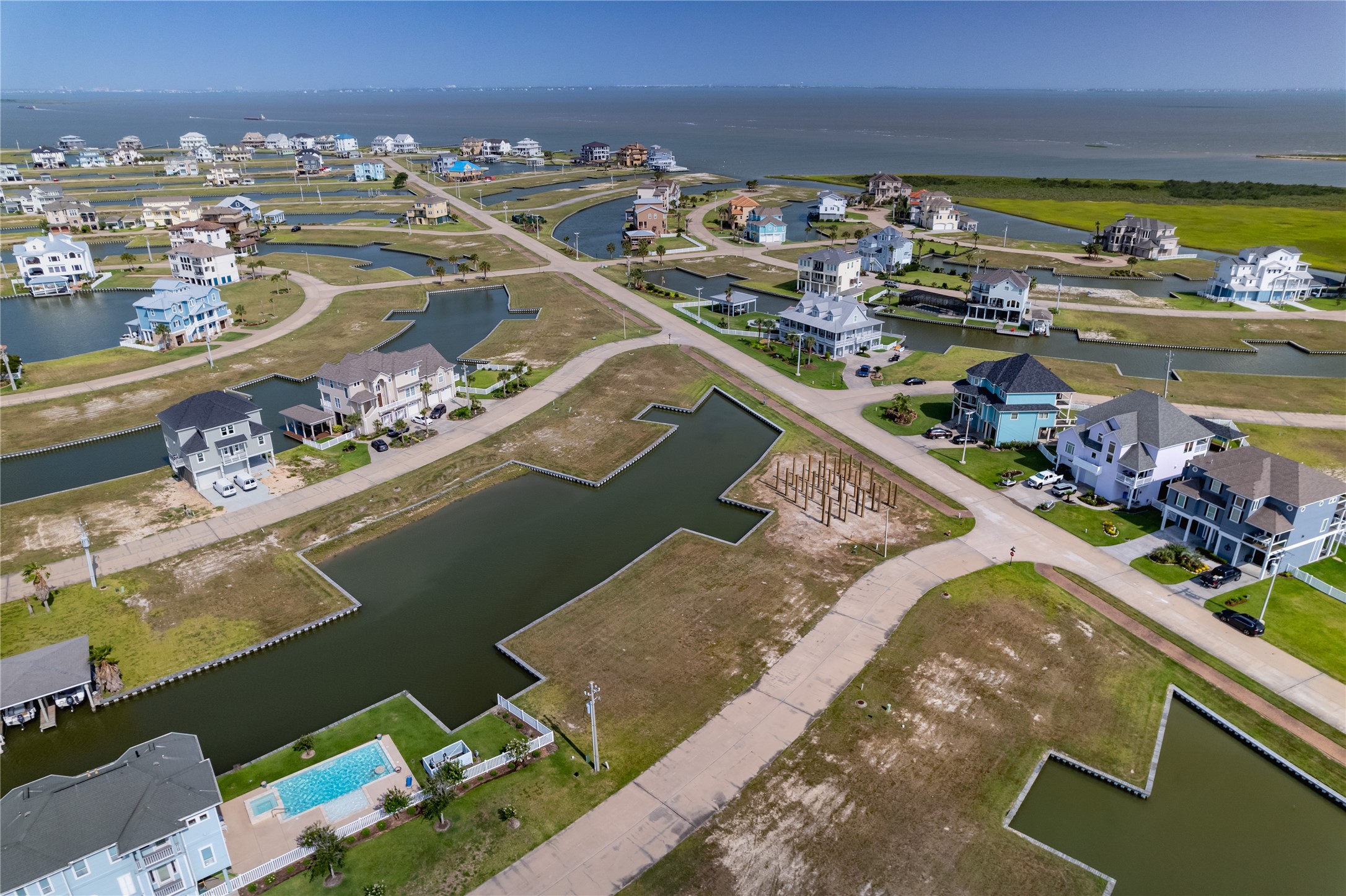 5 Largo Hitchcock, TX 77563 - Photo 8 of 22 an aerial view of a house with a ocean view