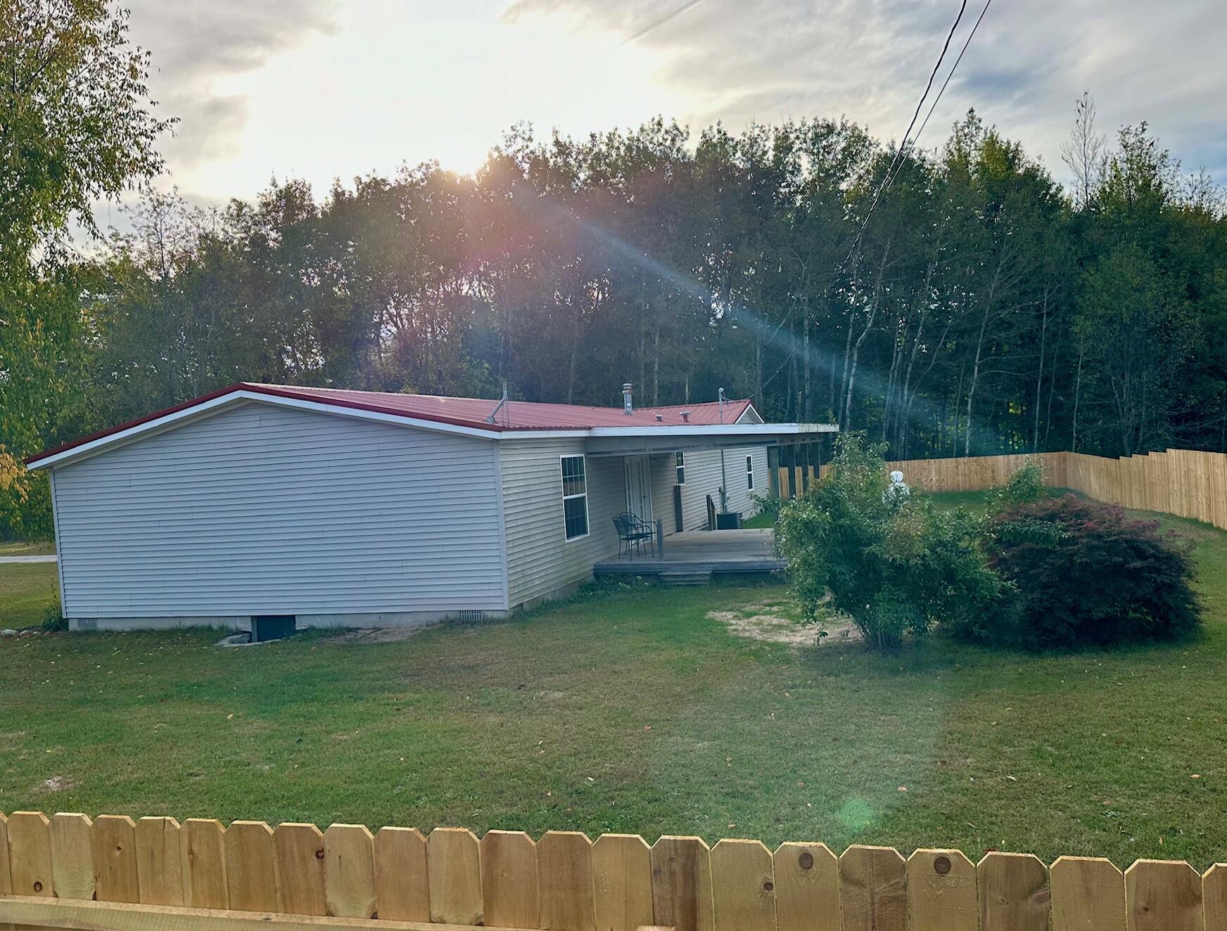 4748 West Woodrow Road Shelby, MI 49455 - Photo 6 of 26 IMG_8978