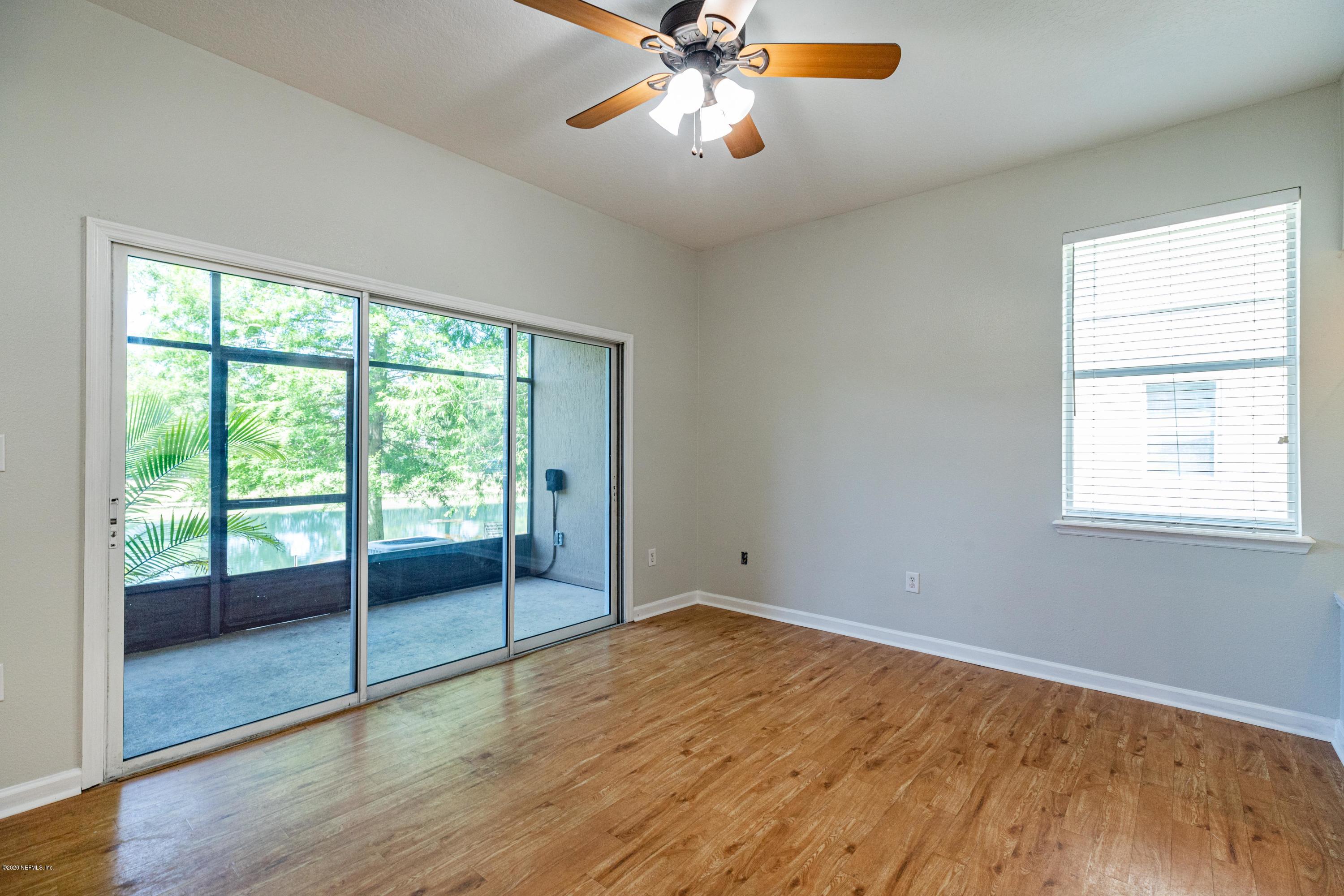 13078 Shallowater Road Jacksonville, FL 32258 - Photo 12 of 32 Family/Living Room
