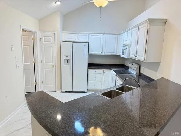 $363,900 | 142 Salisbury Circle, Lynchburg, VA 24502