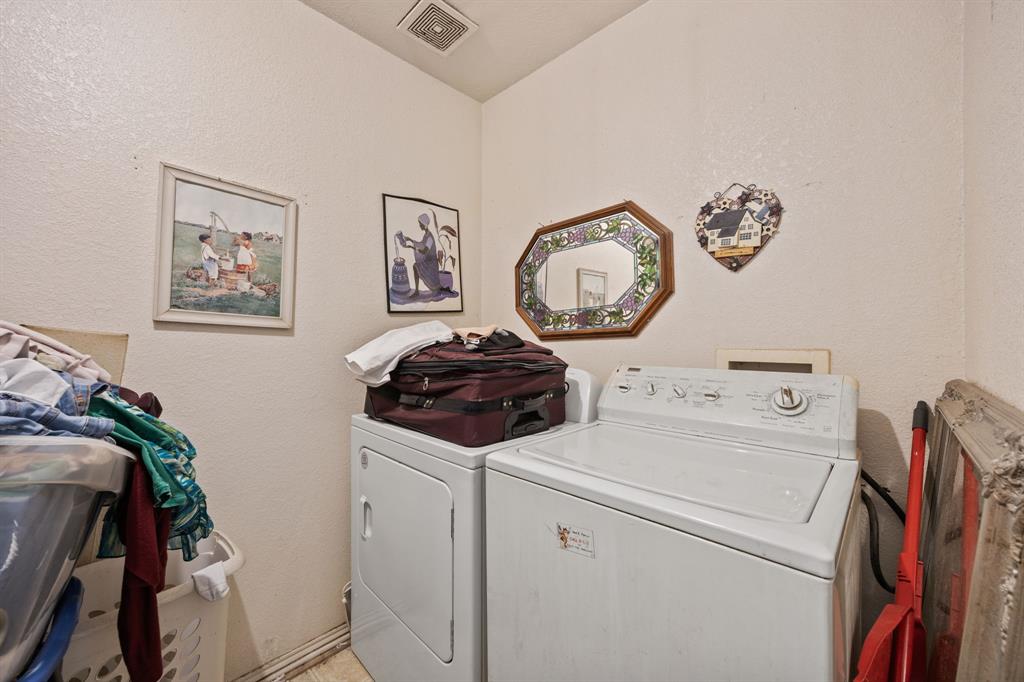1344 Castle Ridge Road Fort Worth, TX 76140 - Photo 23 of 25 Gallery Image 23