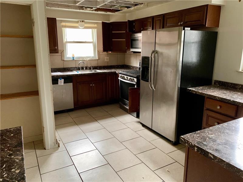 163 Conestoga Road Pittsburgh, PA 15235 - Photo 2 of 9 Gallery Image 2