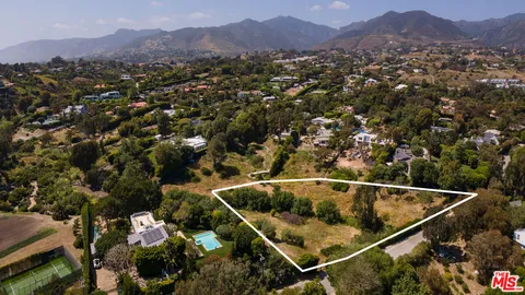 $1,250,000 | 6825 Fernhill Drive, Malibu, CA 90265