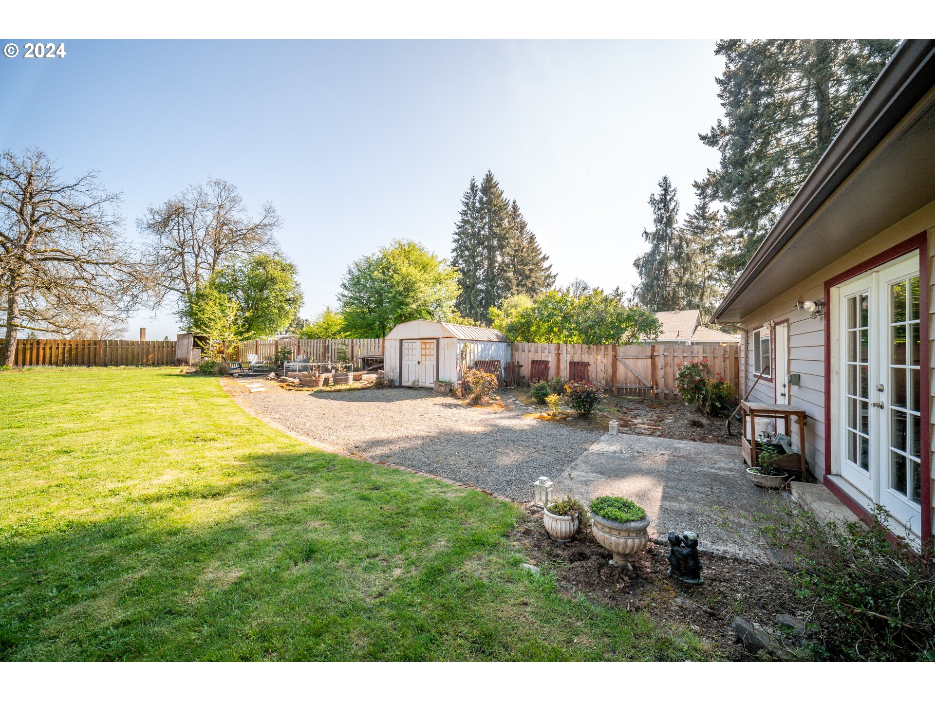 4866 Southeast View Acres Road Milwaukie, OR 97267 - Photo 17 of 25 Gallery Image 17