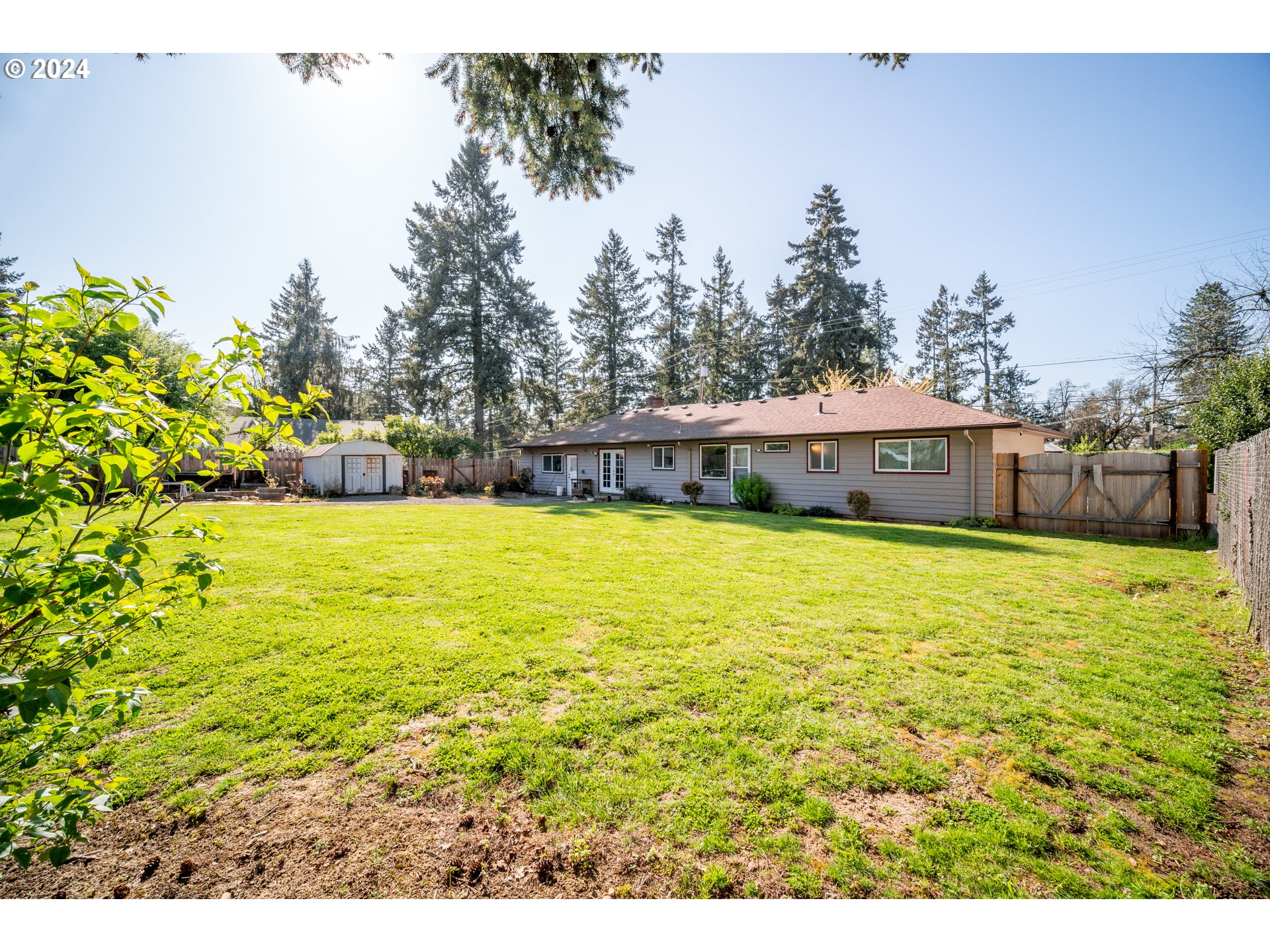 4866 Southeast View Acres Road Milwaukie, OR 97267 - Photo 18 of 25 Gallery Image 18