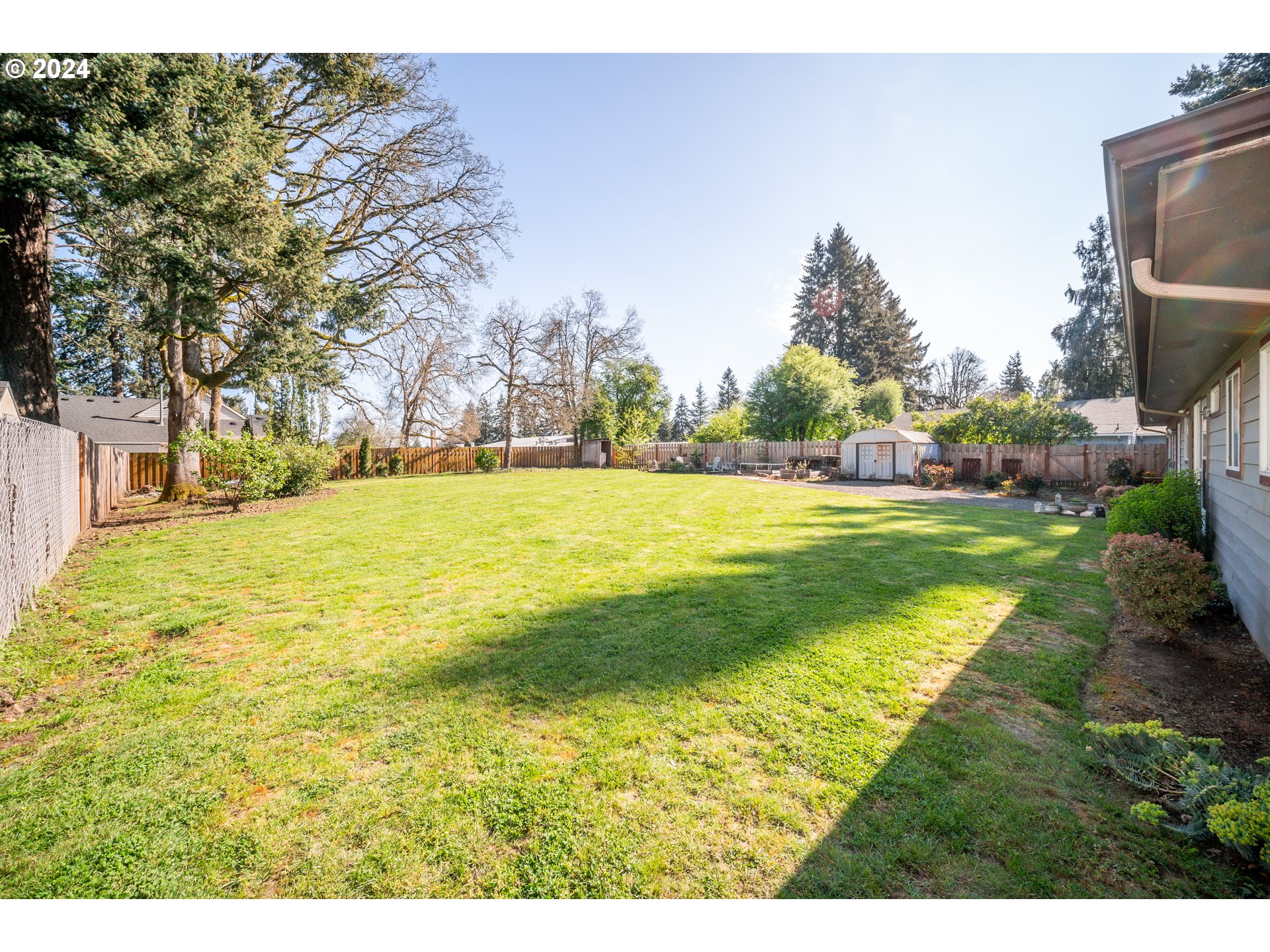 4866 Southeast View Acres Road Milwaukie, OR 97267 - Photo 20 of 25 Gallery Image 20