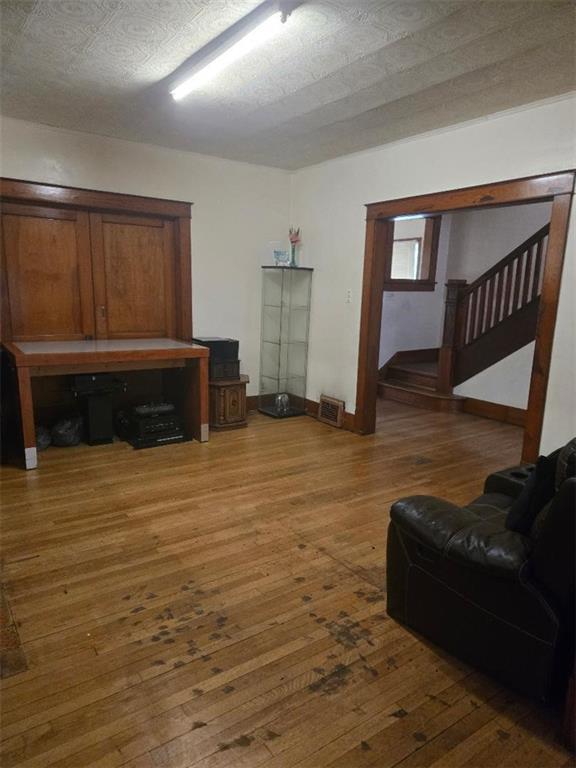 615 Morgantown Road Uniontown, PA 15401 - Photo 15 of 32 a living room with furniture