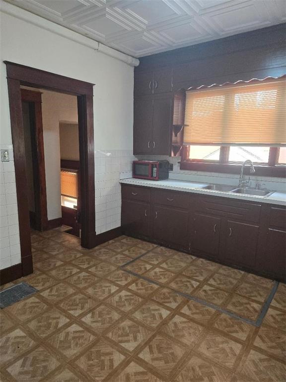 615 Morgantown Road Uniontown, PA 15401 - Photo 10 of 32 a view of an empty room and window