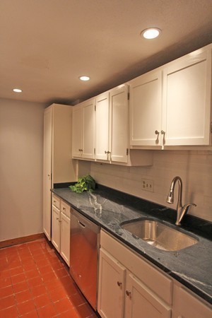 30 Temple Street, Unit 1 Boston, MA 02114 - Photo 5 of 10