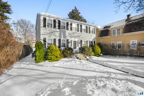 $3,000 | 215 York Road, Fairfield, CT 06825