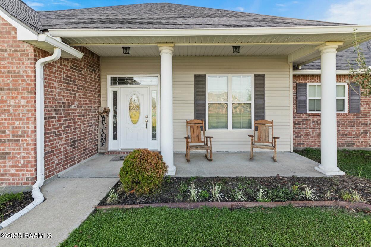 240 Canino Road Rayne, LA 70578 - Photo 2 of 38 IMG_2103