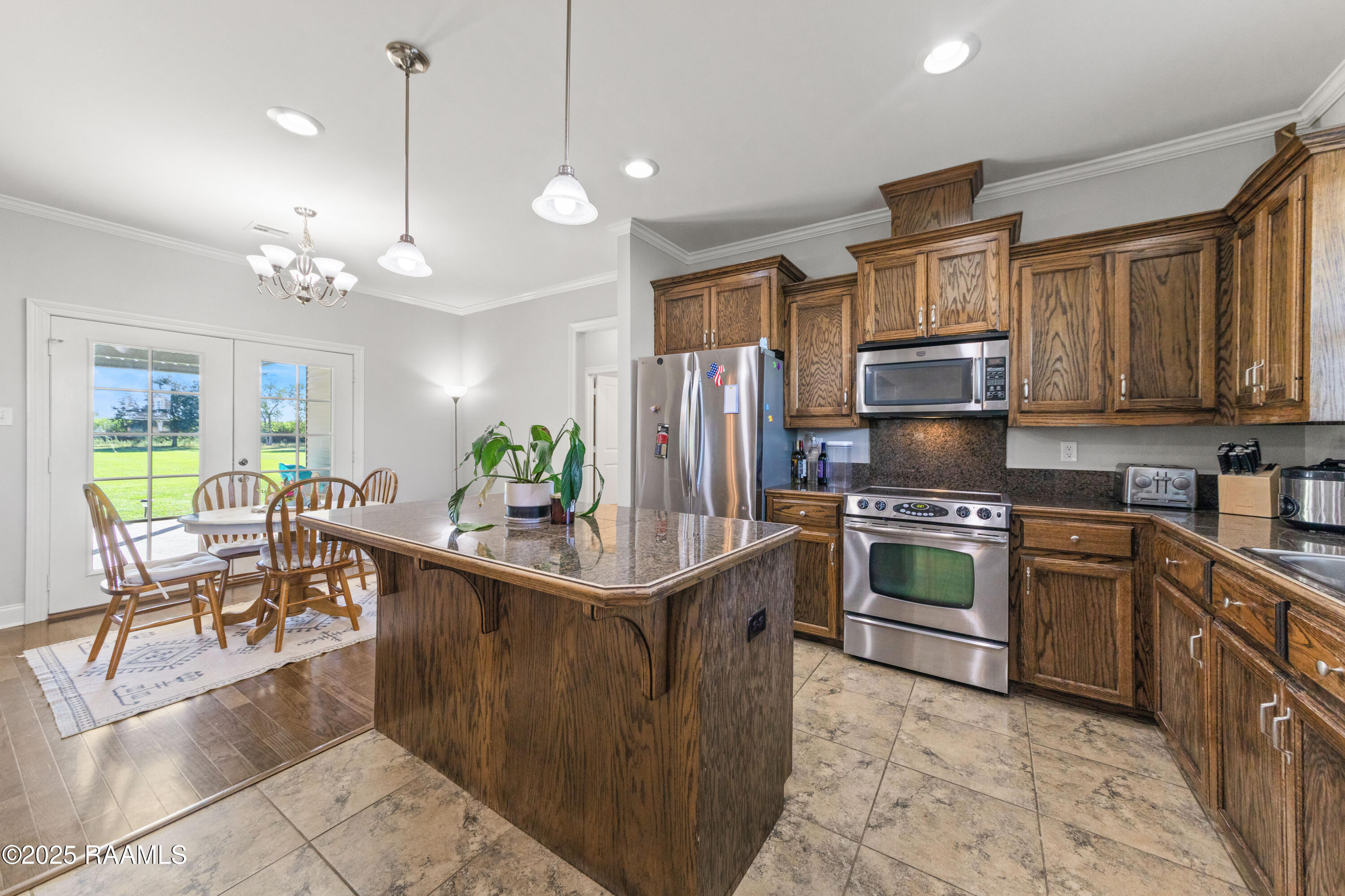 240 Canino Road Rayne, LA 70578 - Photo 10 of 38 240 Canino-44