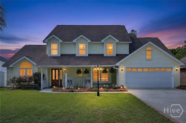 $675,000 | 114 Lakeview Court, Savannah, GA 31406
