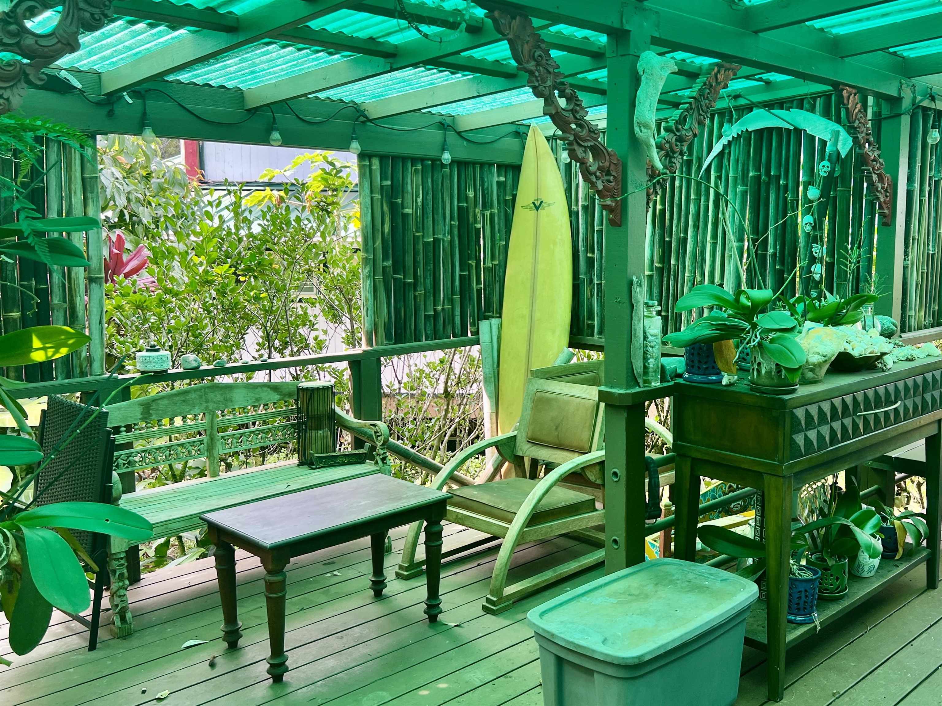 59 Door Of Faith Road Haiku, HI 96708 - Photo 35 of 45 a view of a chairs and table in a yard