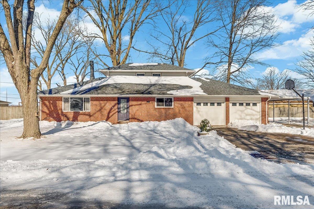 5 Lakewind Drive Springfield, IL 62703 - Photo 1 of 35