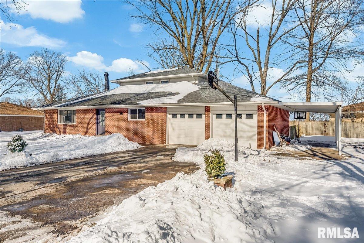 5 Lakewind Drive Springfield, IL 62703 - Photo 3 of 35