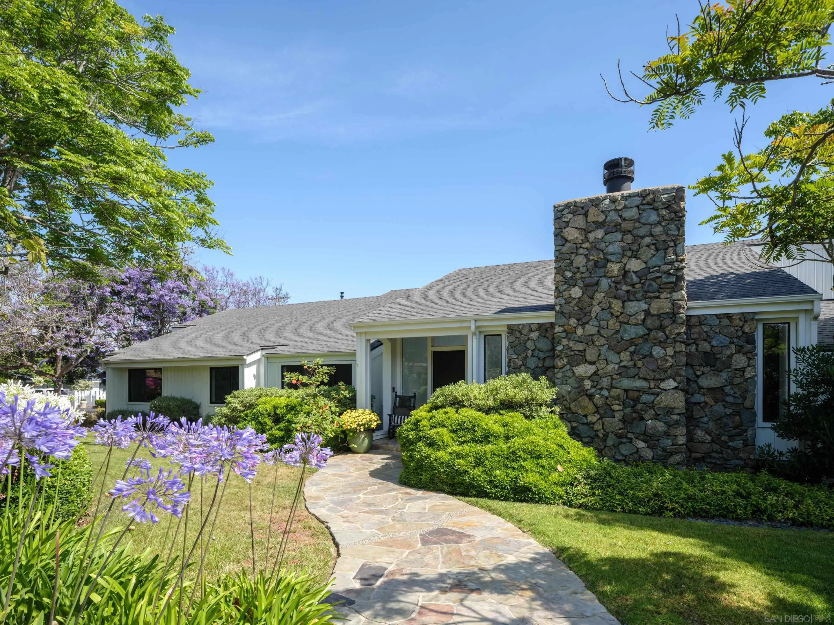 3520 Silvergate Place San Diego, CA 92106 - Photo 3 of 35 a view of house with yard and entertaining space