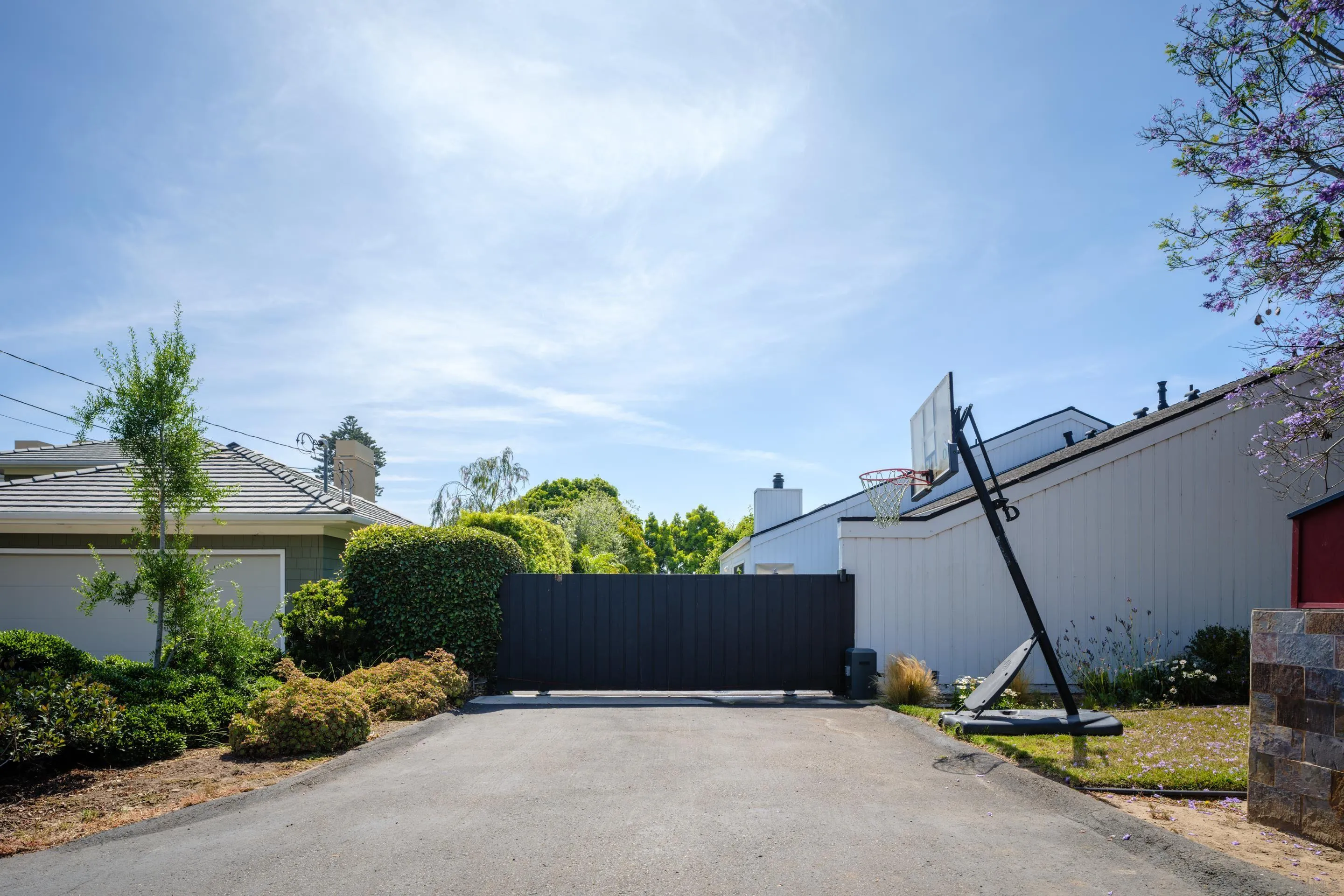 3520 Silvergate Place San Diego, CA 92106 - Photo 35 of 35 a view of a terrace