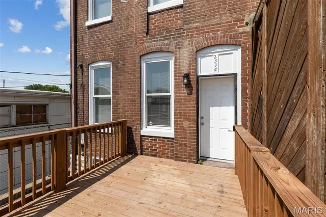 $329,900 | 2336 Russell Boulevard, St. Louis, MO 63104