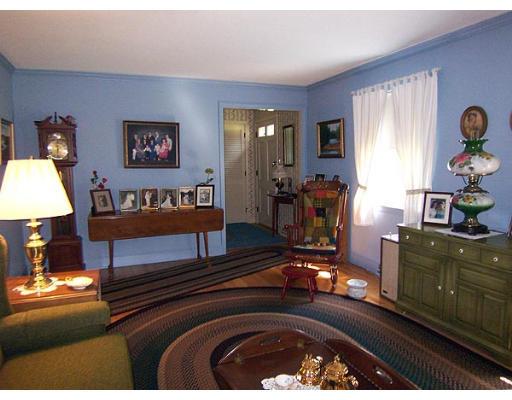 246 Concord Road Longmeadow, MA 01106 - Photo 11 of 21 Gallery Image 11