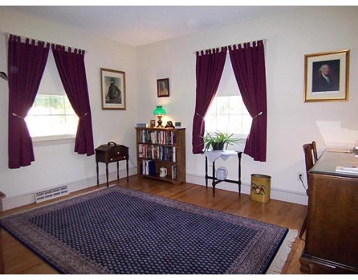 246 Concord Road Longmeadow, MA 01106 - Photo 12 of 21 Gallery Image 12