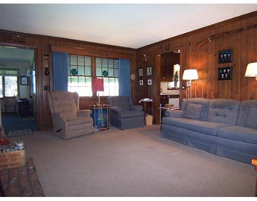 246 Concord Road Longmeadow, MA 01106 - Photo 4 of 21 Gallery Image 4
