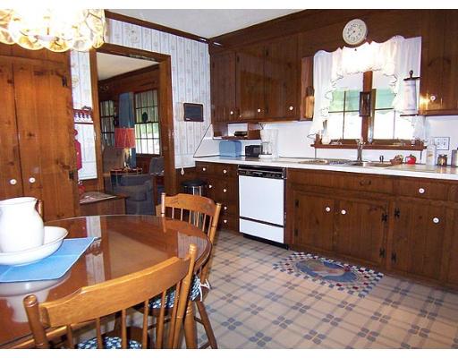 246 Concord Road Longmeadow, MA 01106 - Photo 7 of 21 Gallery Image 7