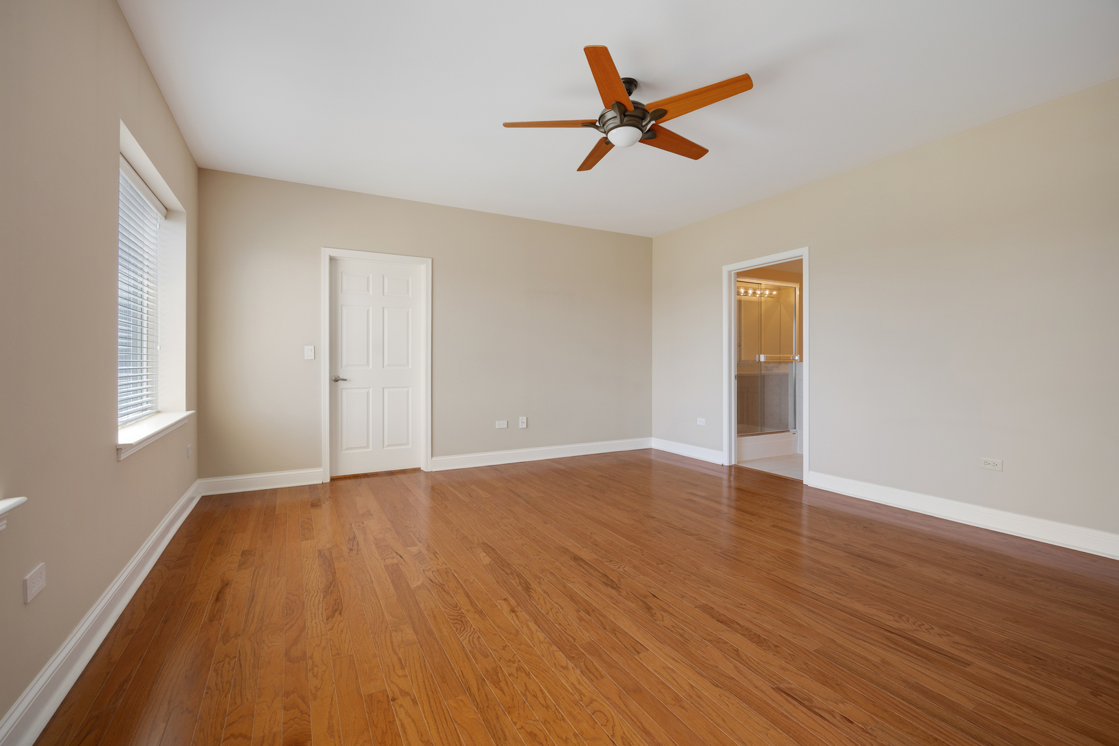 125 North Buffalo Grove Road, Unit 213 Buffalo Grove, IL 60089 - Photo 20 of 27